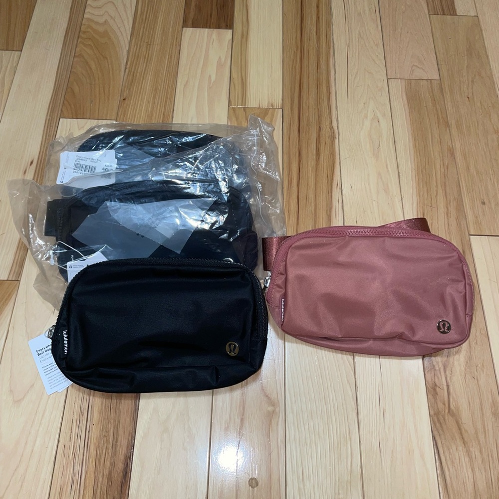 Lululemon Belt bag